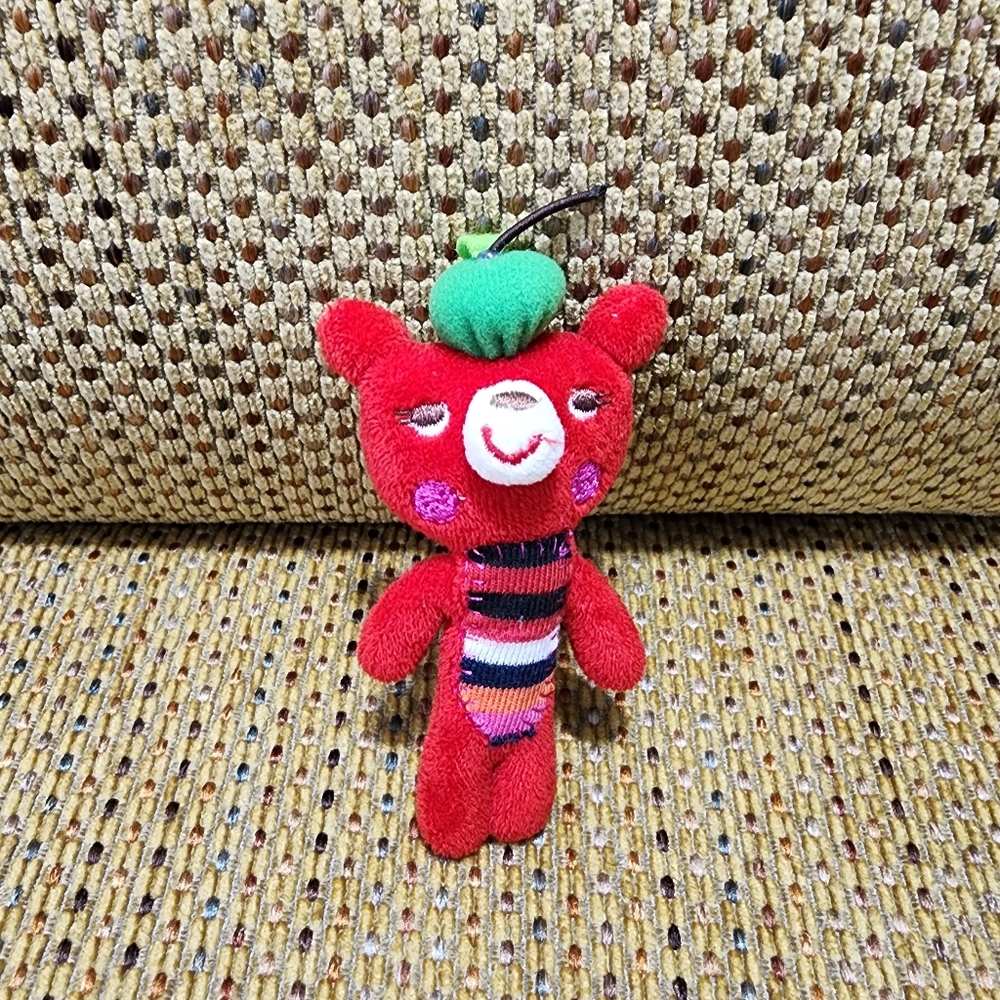 [NEW] Red Bear with Apple Keychain Keycharm